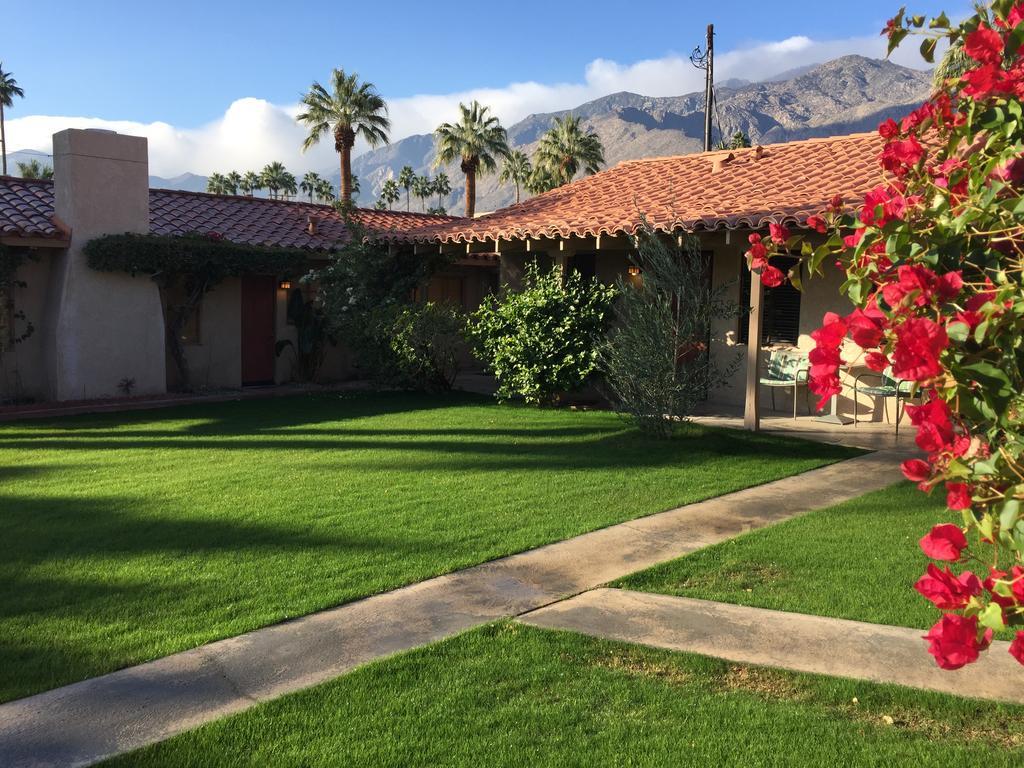 HOTEL WARM SANDS VILLA, PALM SPRINGS ****